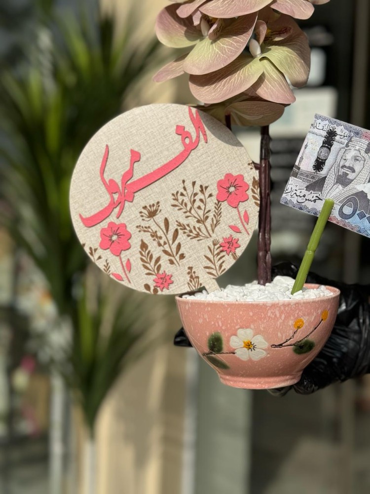 فازه ورد صناعي