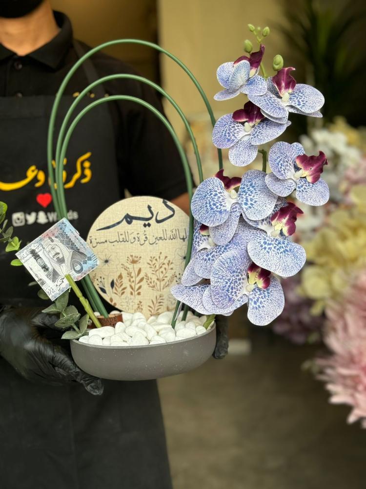 فازة الفايبر مع ورد الاوركيد الفاخر