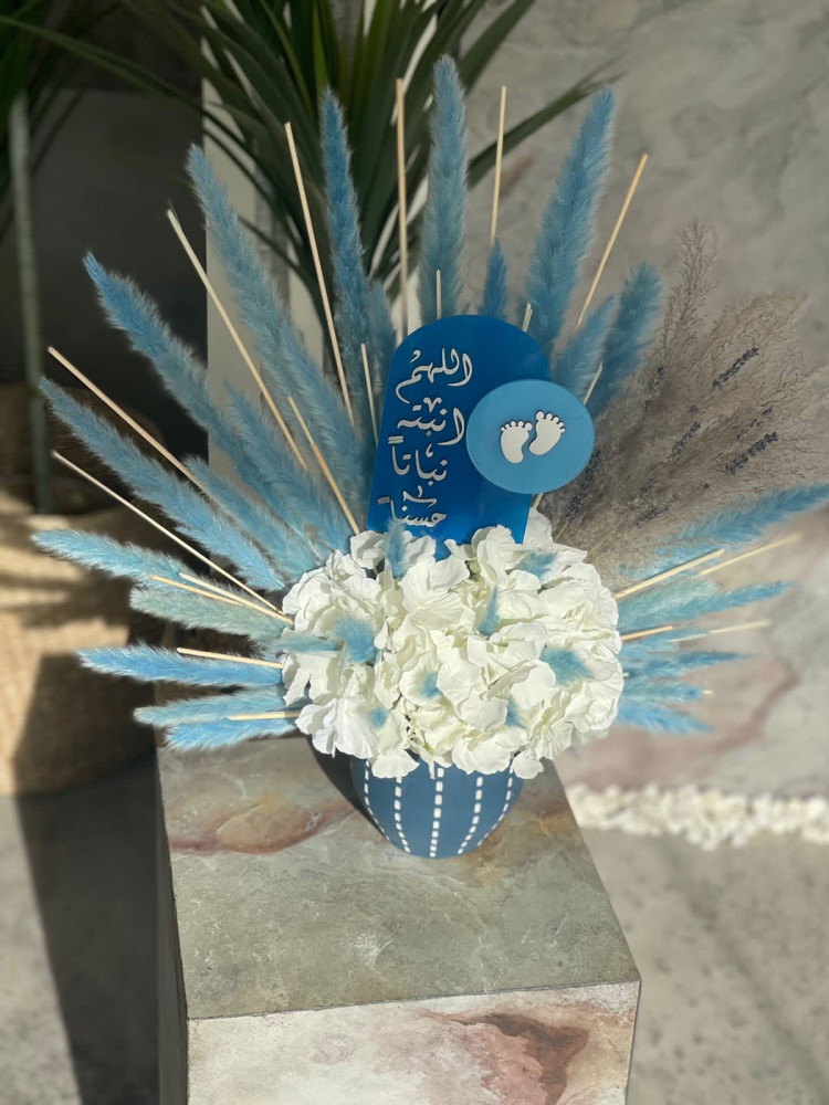 فازة ورد صناعي