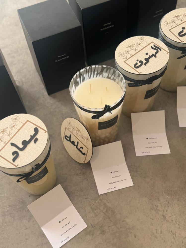 شمعة ذكرى وعد بروائح متعددة