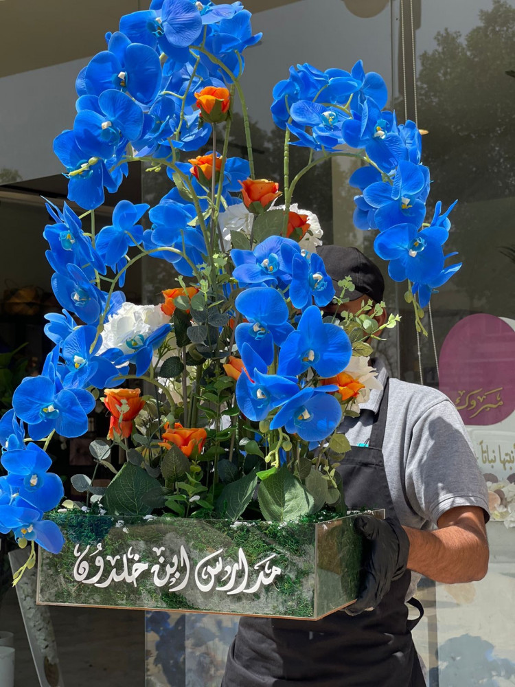 فازه ورد صناعي