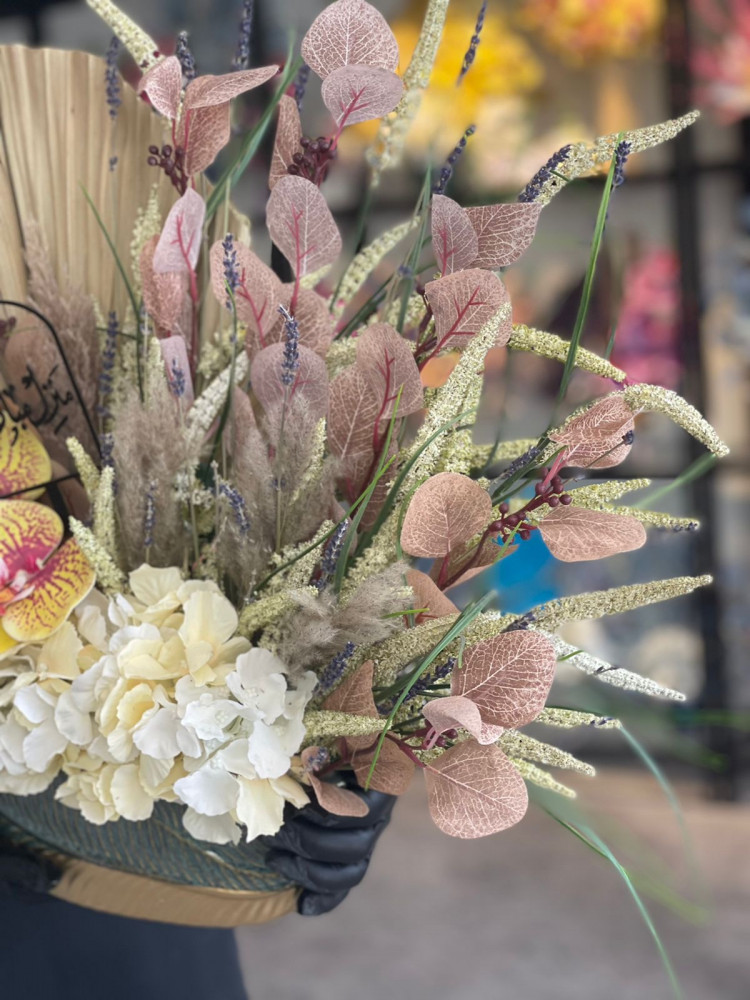 فازه ورد صناعي
