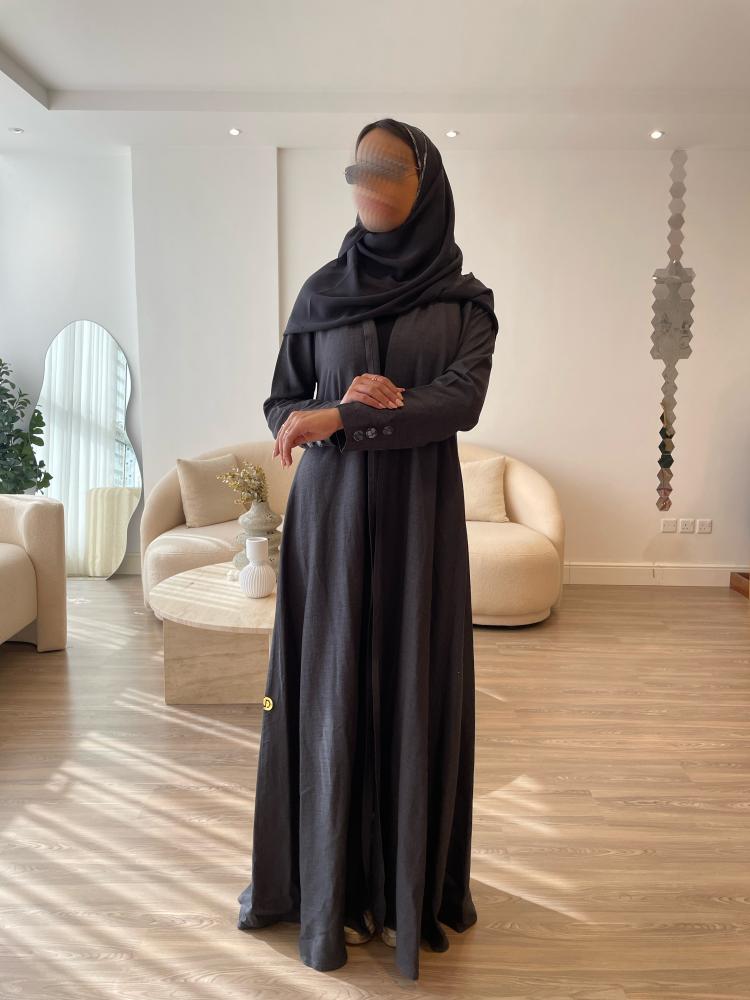 عباية لينن مع كسرة من الخلف