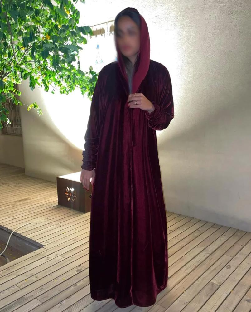 عباية عنابي مع كم زم
