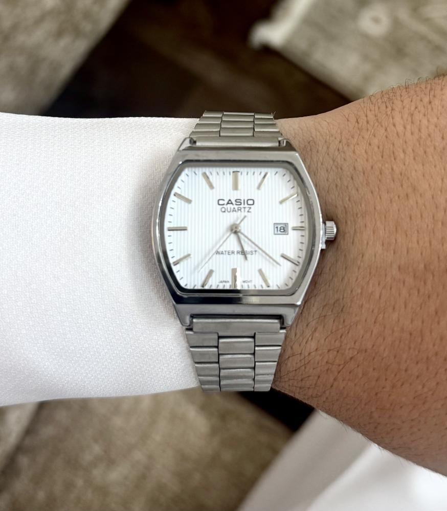 ساعة كاسيو casio Quartz ابيض