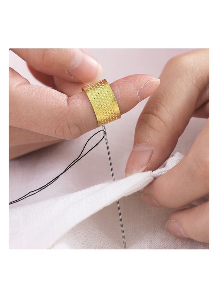 Sewing Kit علبة خياطة
