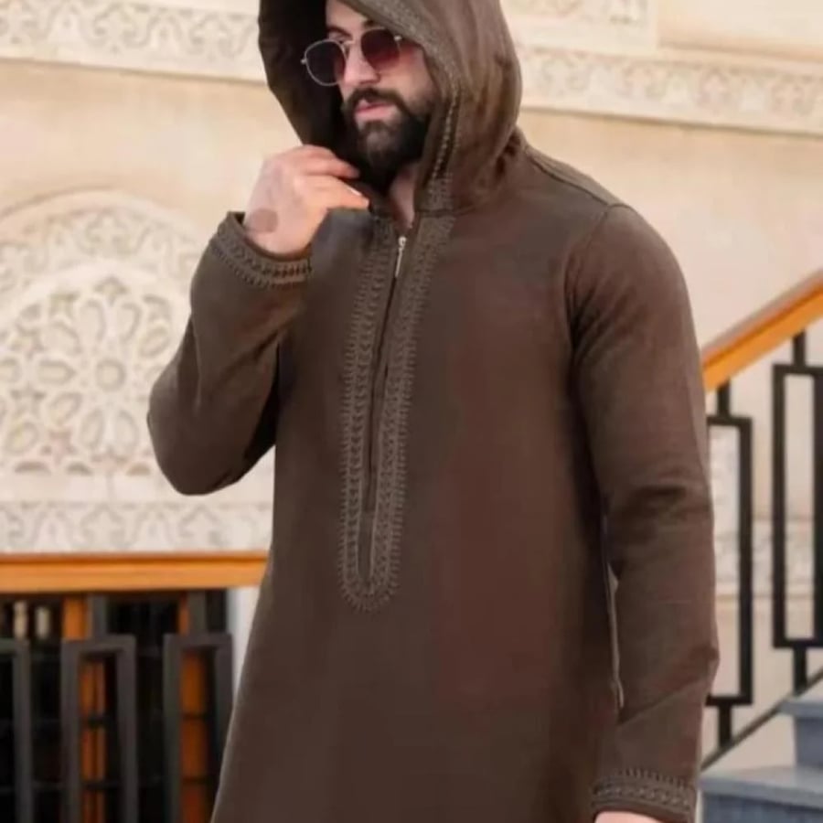 ثوب مغربي فاخر