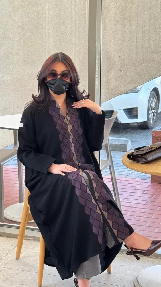 عباية جود بنفسجي غامق