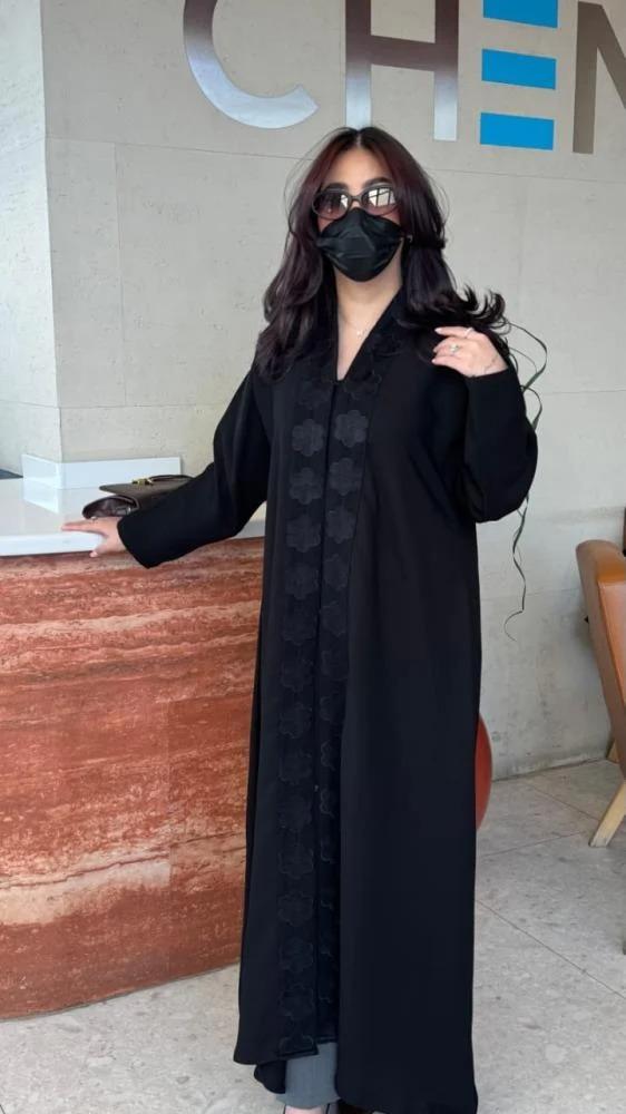 عباية نرجس اسود