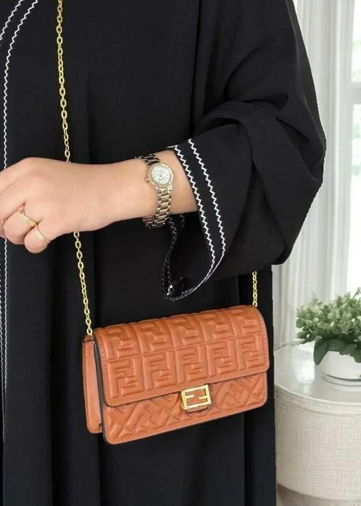 شنطة فندي جديده