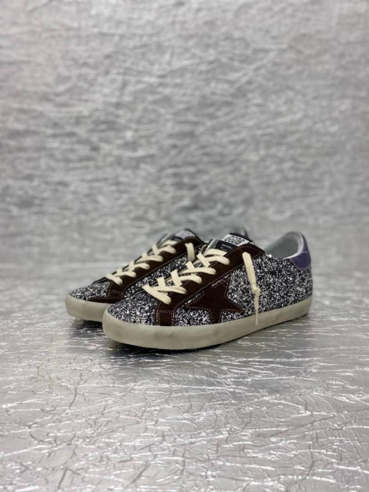 Golden goose