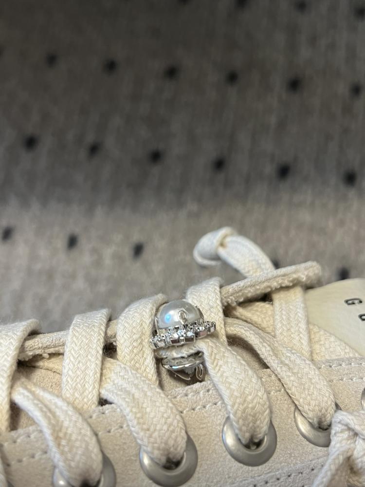 Golden goose