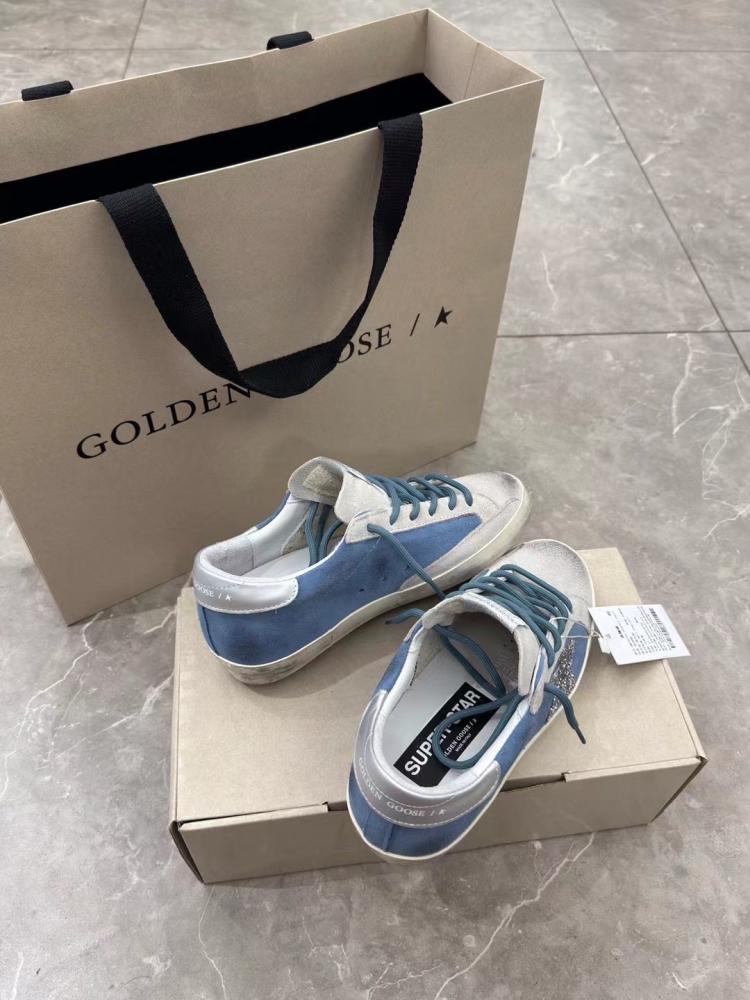 Golden goose