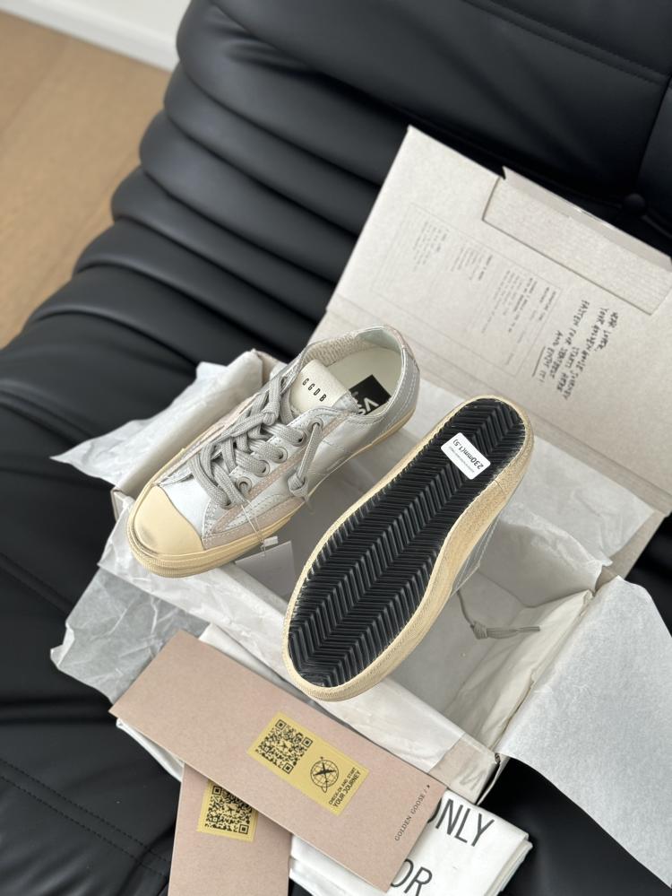Golden goose
