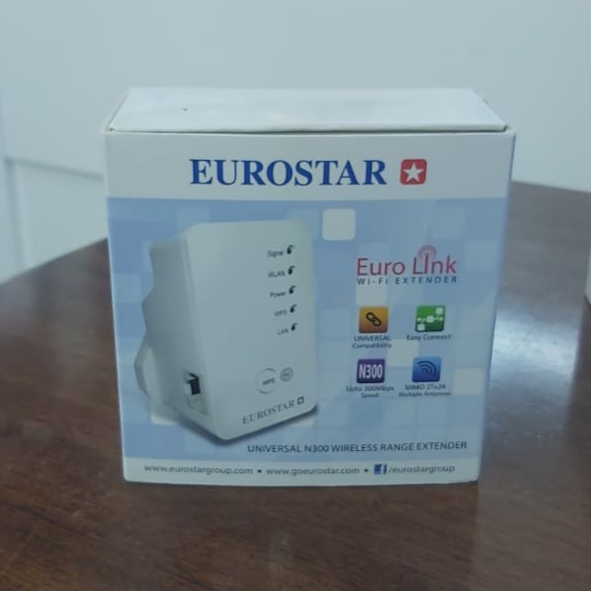 موسع النطاق اللاسلكي العالمي AC750
