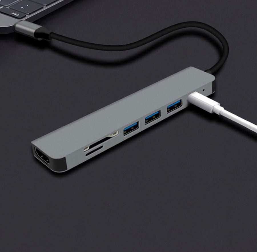 محول Type C إلى HDTV رفيع للغاية ومتعدد الوظائف مزود بعدد 7 منافذ USB رمادي