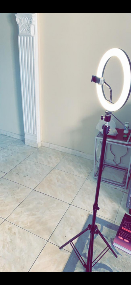 The famous ring light, mobile phone photography aid, 26 cm size