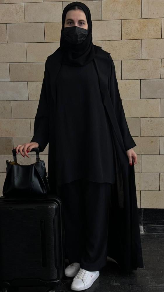 عبايه سفر أسود