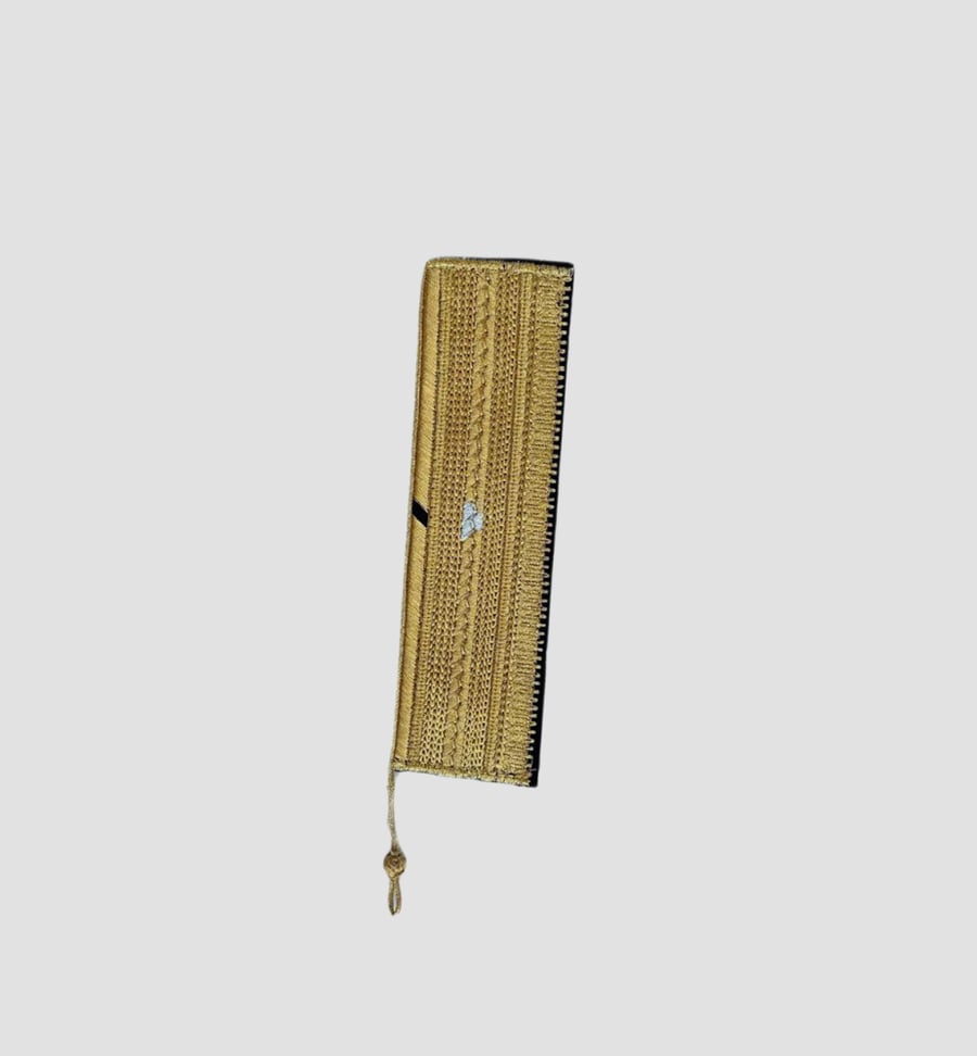 Zari bookmark