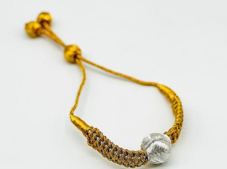 Bracelet