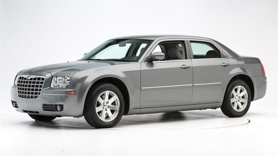 CHRYSLER C300