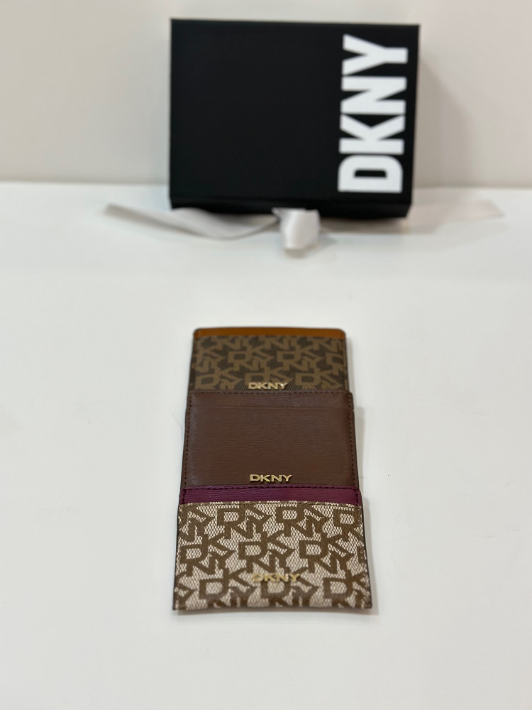حامل بطاقات دكني عودي