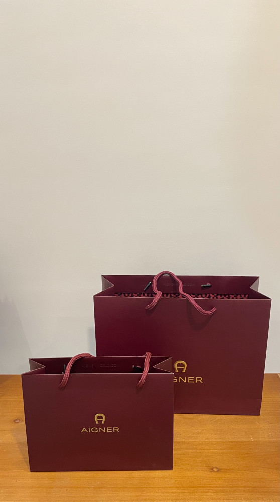 كيس ماركه AIGNER / لايباع لوحده