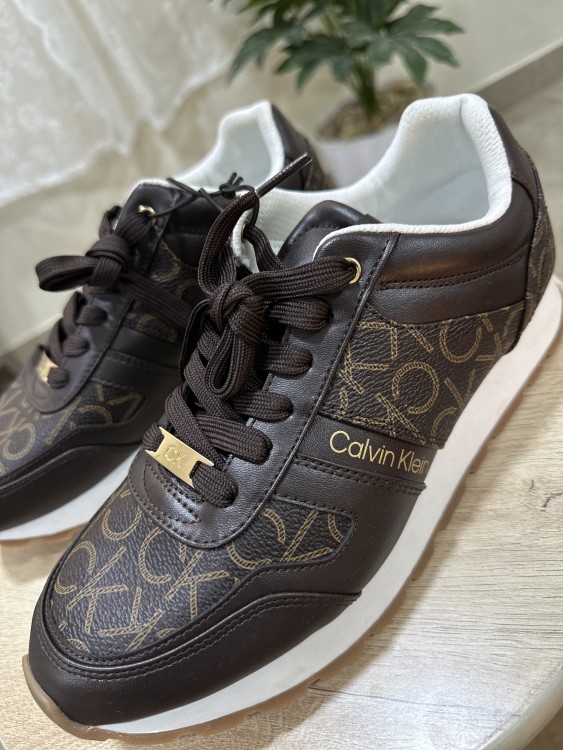شوز كالفن كلاين size 40