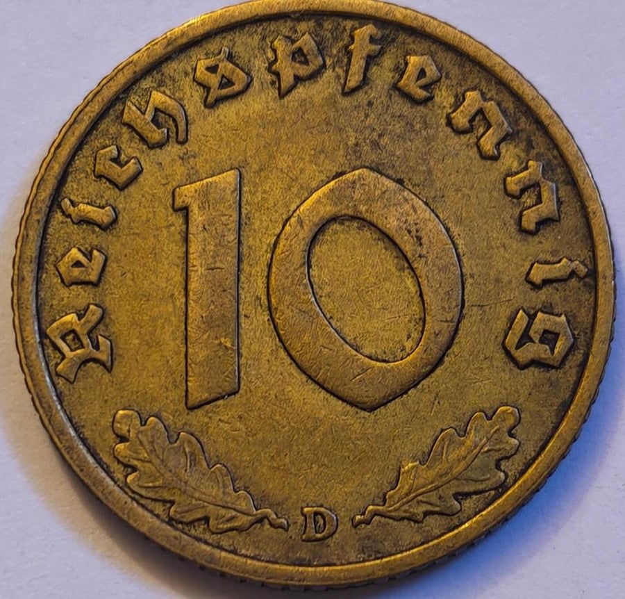 10 بفنج المانيا النازية تحمل شعار النازية سنة 1935 م