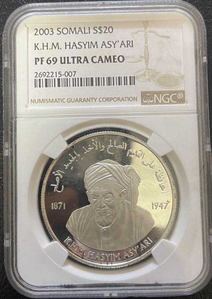 20 دولار صوماليا فضة حجم كبير اصدار 2003 مقيمة NGC-69 تقييم عالي