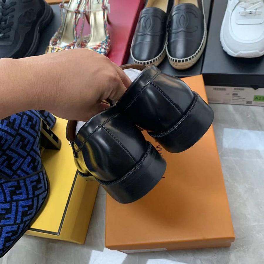 louis vuitton Shoes