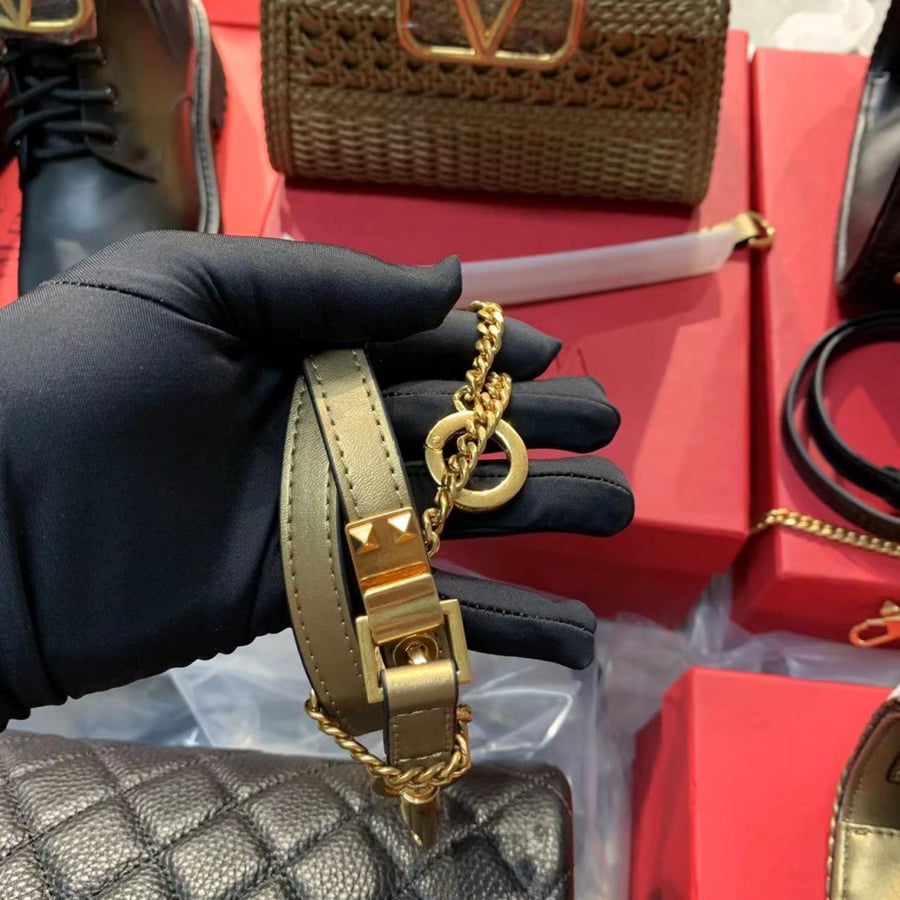 VALENTINO