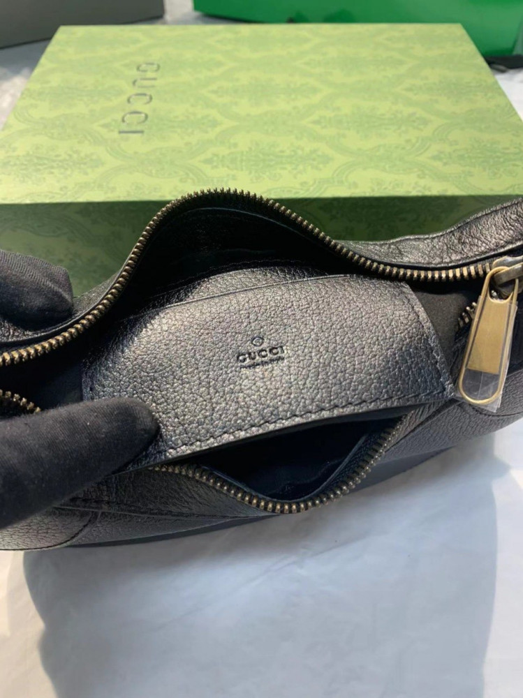 GUCCI Aphrodite Small Shoulder Bag
