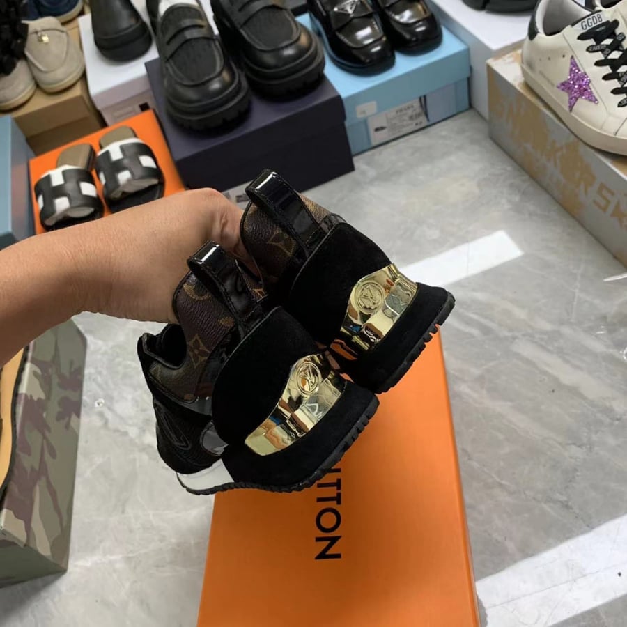 LOUIS VUITTON SHOES