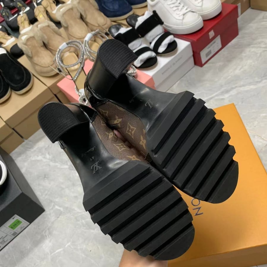 louis vuitton Shoes