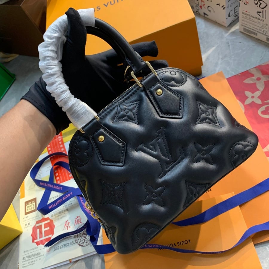 LOUIS VUITTON ALMA BB