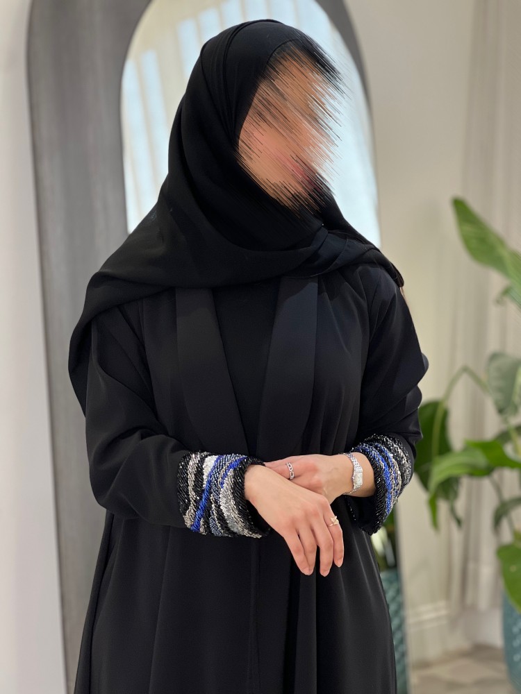 عباية كريب مع شك بالاكمام