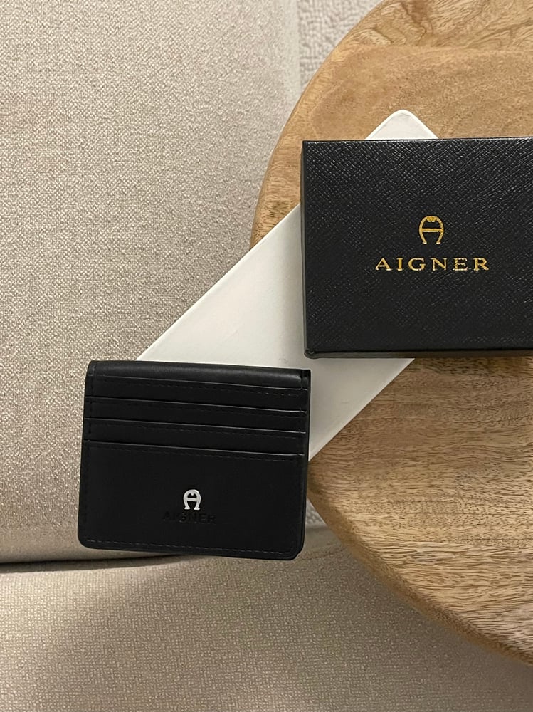 محفظة AIGNER ماستر