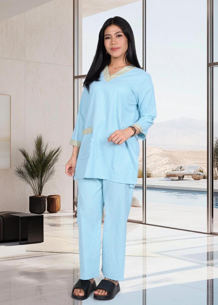 زي عاملات كاروهات قطعتين مريح وواسع صناعه سعودية