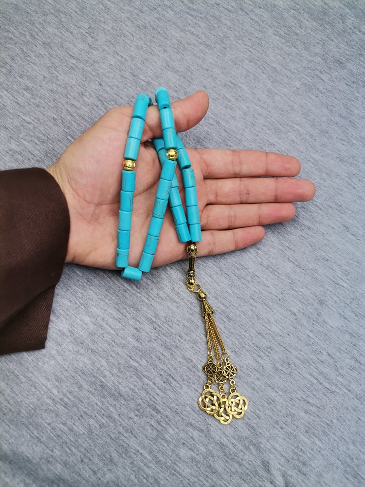 سبحة فيروز صناعية مميزة