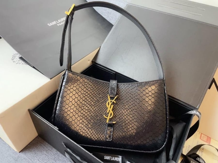 Saint Laurent Le 5 à 7 croc-effect leather shoulder bag