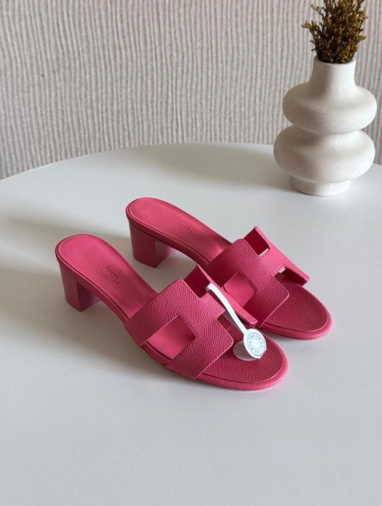 Hermes women