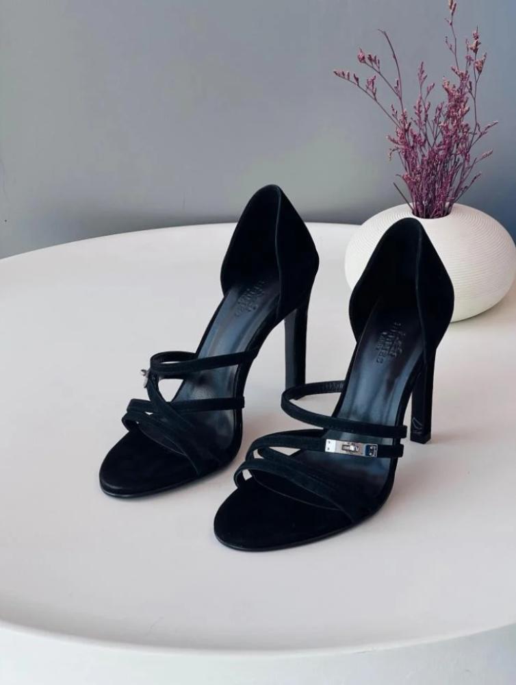 Hermes women