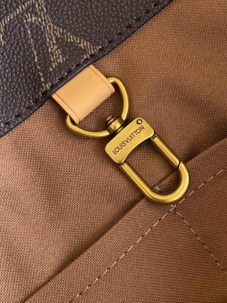 LV Packaging 40X32X16cm