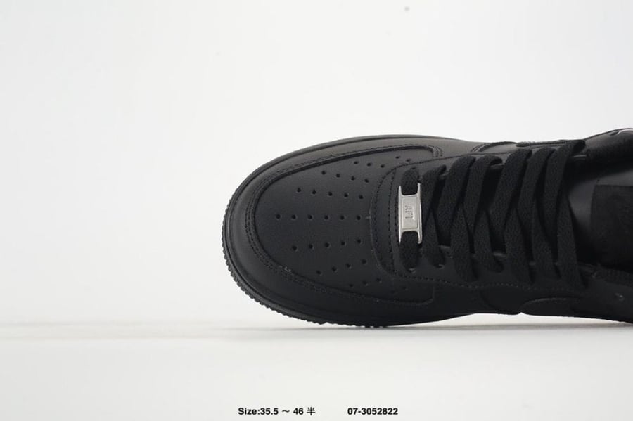 Nike air force 1 black