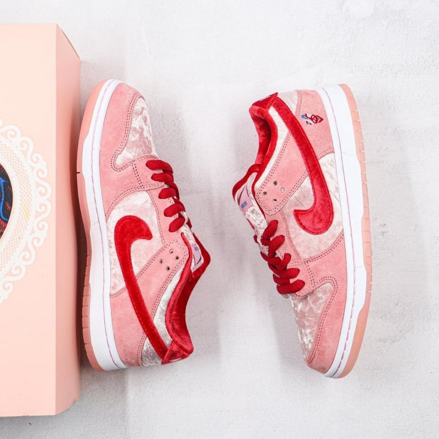 NIKE SB STRANGELOVE