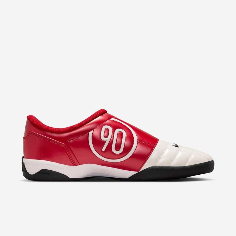 Nike total 90