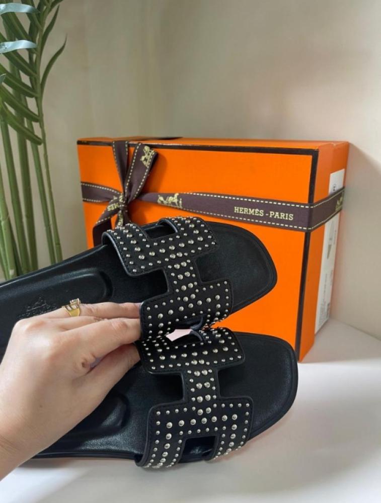 Hermes women