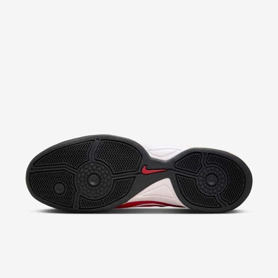 Nike total 90