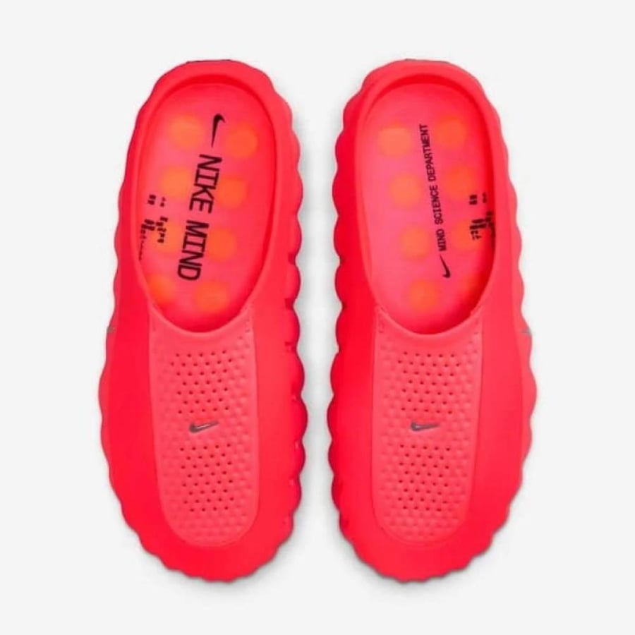 Nike Mind 001